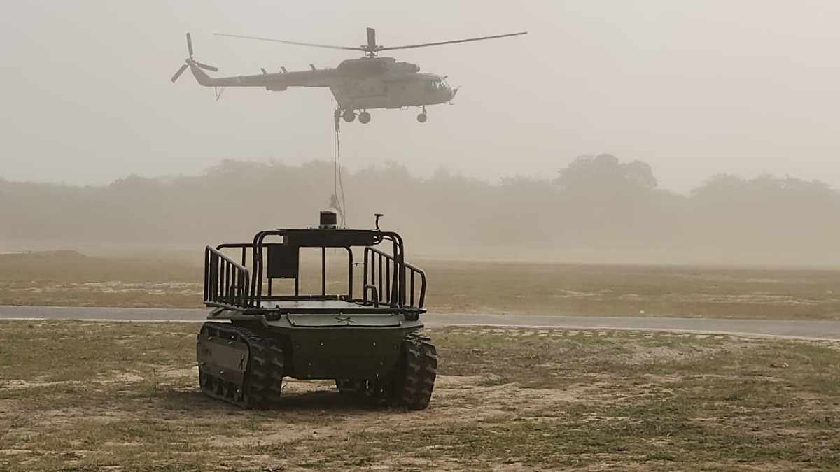 Krushna UGV with Military helicopter - Club First Robotics
