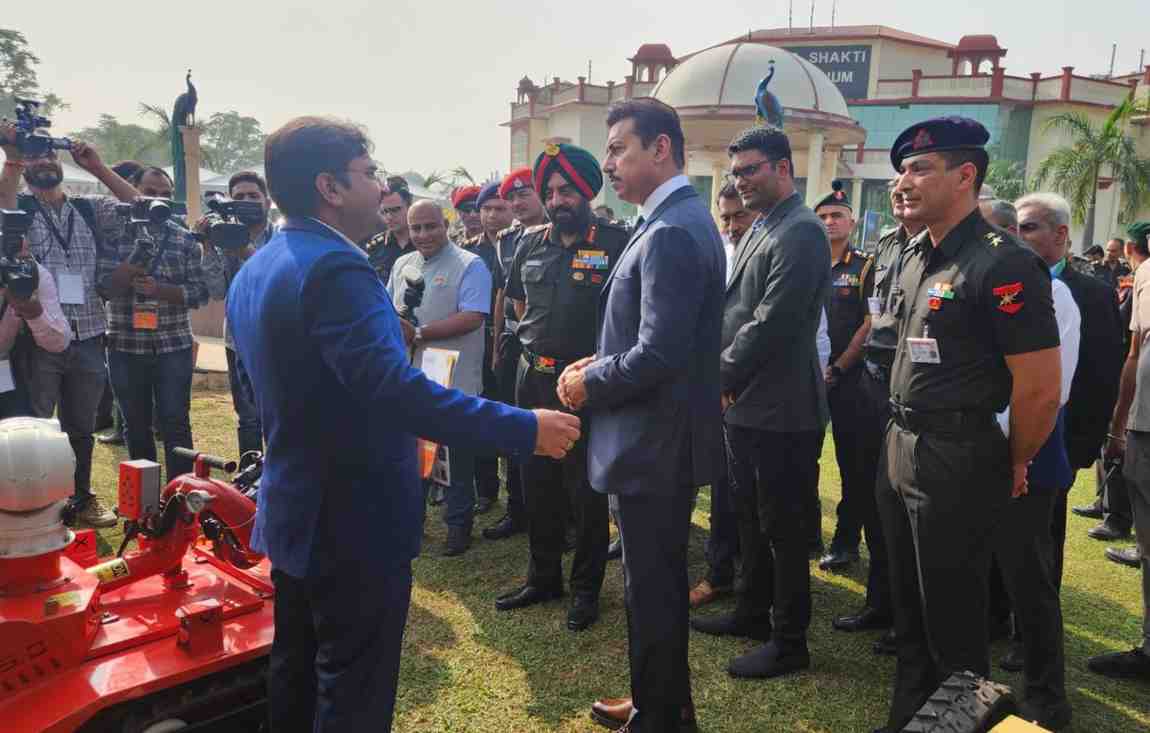 Xena Fire Fighting with Bhuvneshwar mishra with Army Officer - Club First Robotics