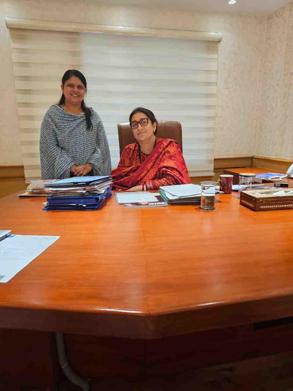 Neelima mishra with Smriti Irani - Club First Robotics