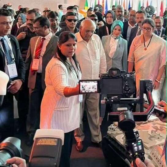 Xena UGV with Smriti Irani - Club First Robotics
